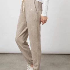 Deals π₯° Rails Kingston Star Sweatpants in Heather Brown for π© women π 6 Deals π₯° Rails Kingston Star Sweatpants in Heather Brown for π© women π -Rails Sales Store 161456740de9420bbaed565eb701e01e 358f0d0b 346b 4e09 8b77 e6b7ef9fb2eb 1080x