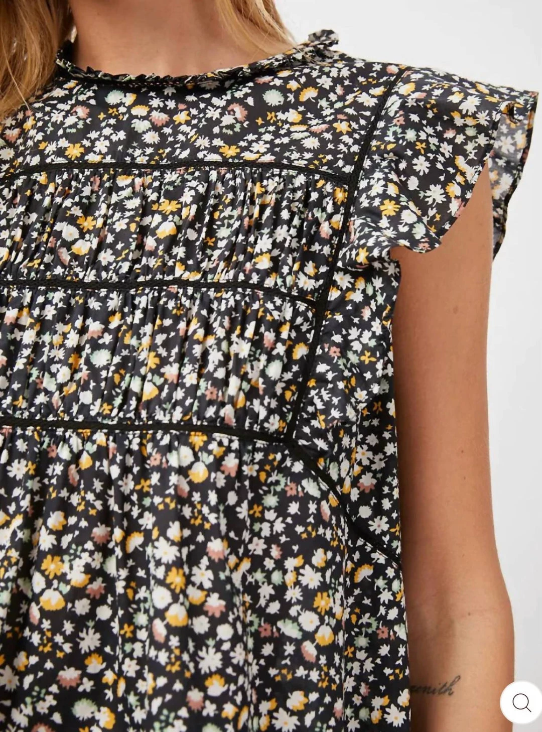 Budget π₯ Rails Filomena Flutter Sleeves Top in Floral for π© women π 1 Budget π₯ Rails Filomena Flutter Sleeves Top in Floral for π© women π