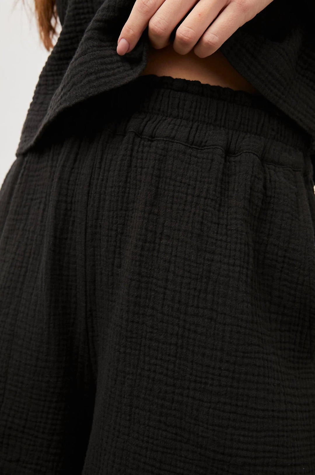 Deals β¨ Rails Leighton Short in Black for π© women β 2 Deals β¨ Rails Leighton Short in Black for π© women β - Image 2