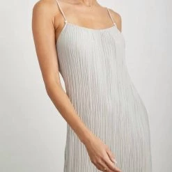 Outlet π Rails Ami π Dress in Oyster for π© women π€© 8 Outlet π Rails Ami π Dress in Oyster for π© women π€© -Rails Sales Store 99f9d1f4a042447ab41fcba56ba82fc4 1664435f 8ef5 4c55 805d df11d8171f44 1080x